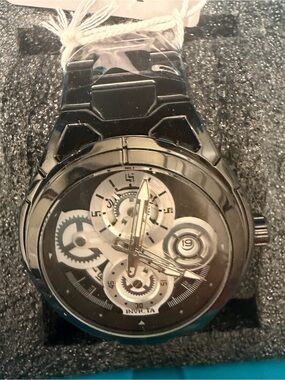 Invicta Black and Silver Gear-Style Men's Watch